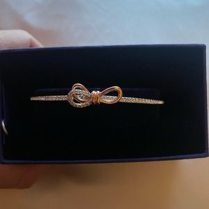 Swarovski Lifelong Bow Bangle